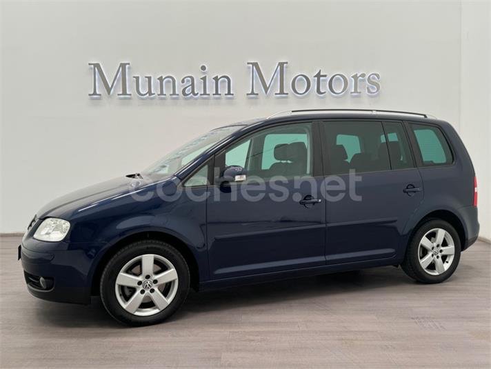 VOLKSWAGEN Touran 2.0 TDI Highline 5p.