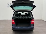 VOLKSWAGEN Touran 2.0 TDI Highline 5p.