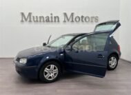 VOLKSWAGEN Golf 1.6 Highline 3p.