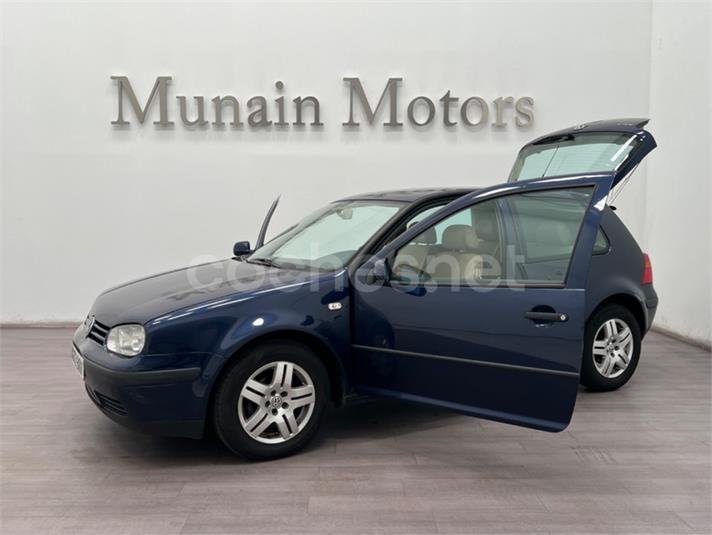 VOLKSWAGEN Golf 1.6 Highline 3p.