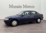 OPEL Vectra 1.6 16V 5p.