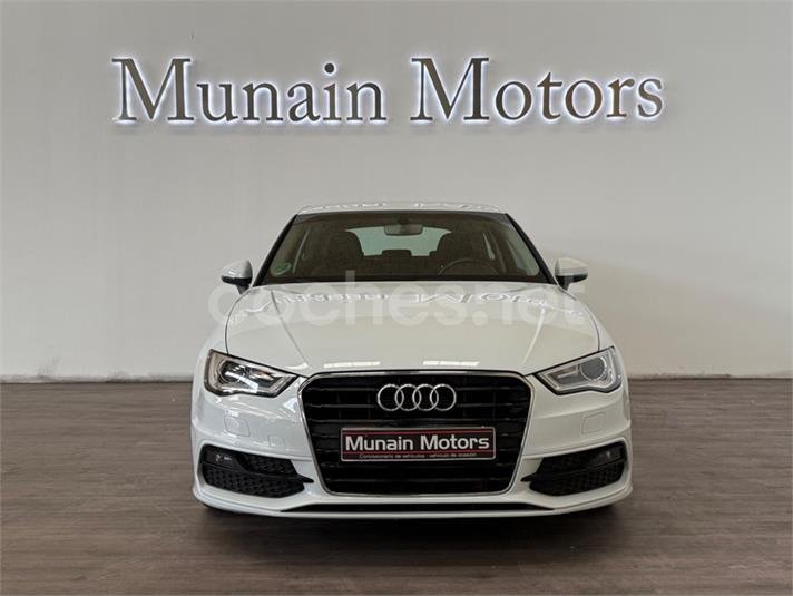 AUDI A3 1.6 TDI clean d S line edition