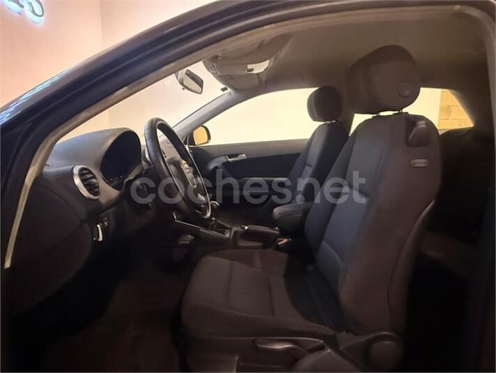 AUDI A3 1.6 TDI Ambiente